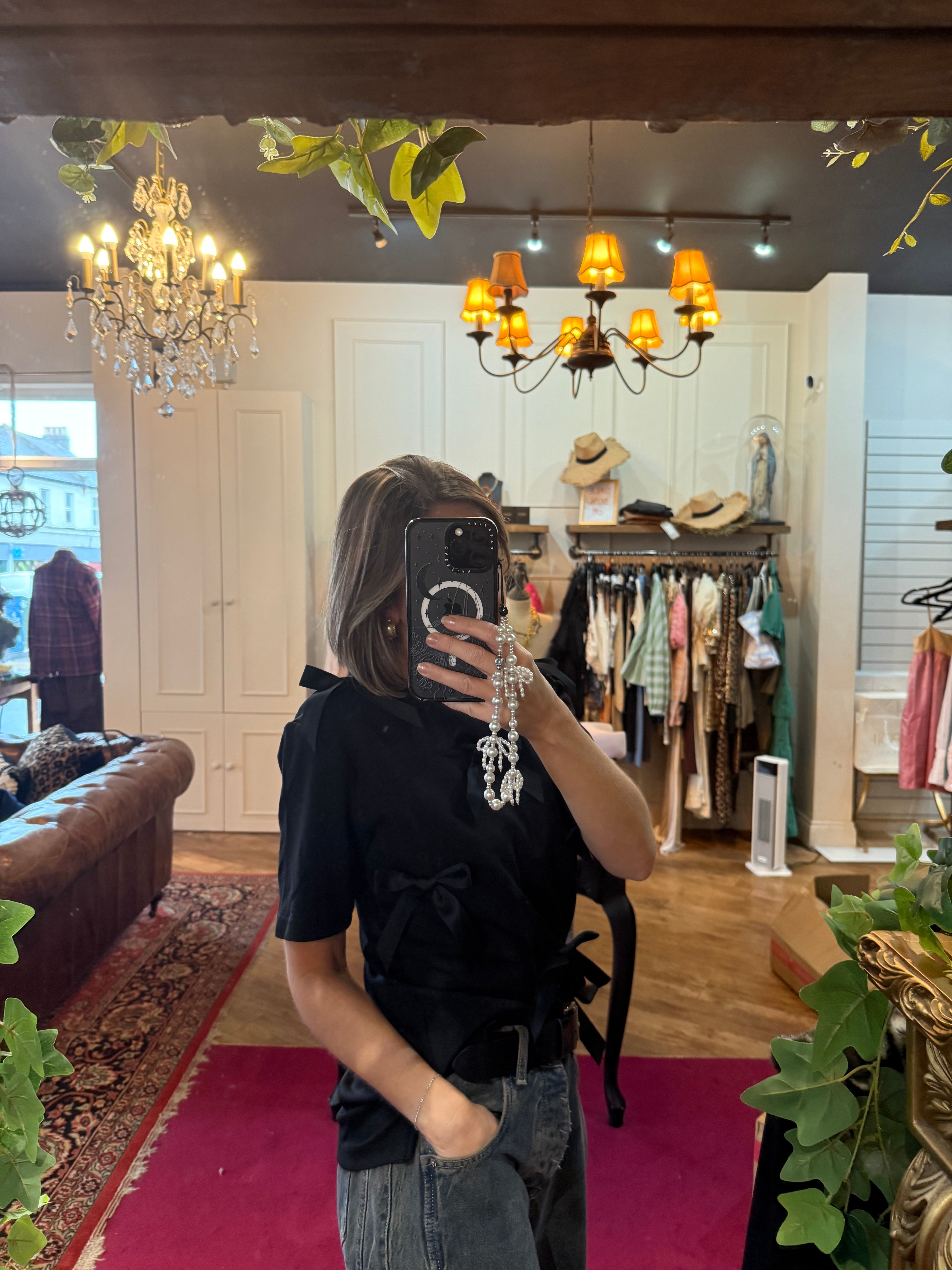 Louie Bows T-shirt - Sister Jane