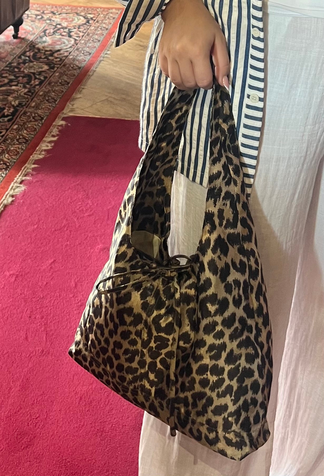 Brooke Jacquard Bag - Secrets the Water Keeps - Sister Jane