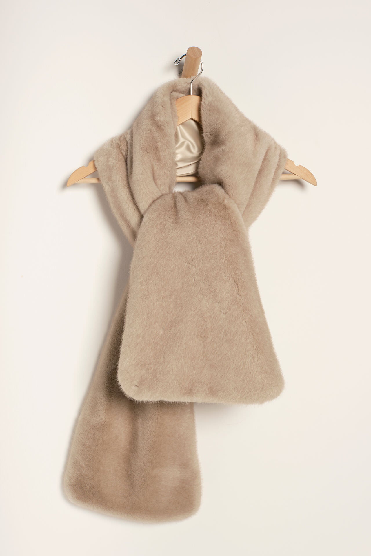 Snow Angel Faux Fur Scarf - Ivory - Free People