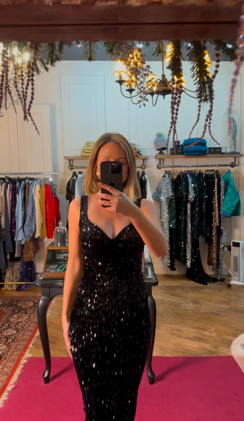 Limited Edition Bodycon Sequin dress in black