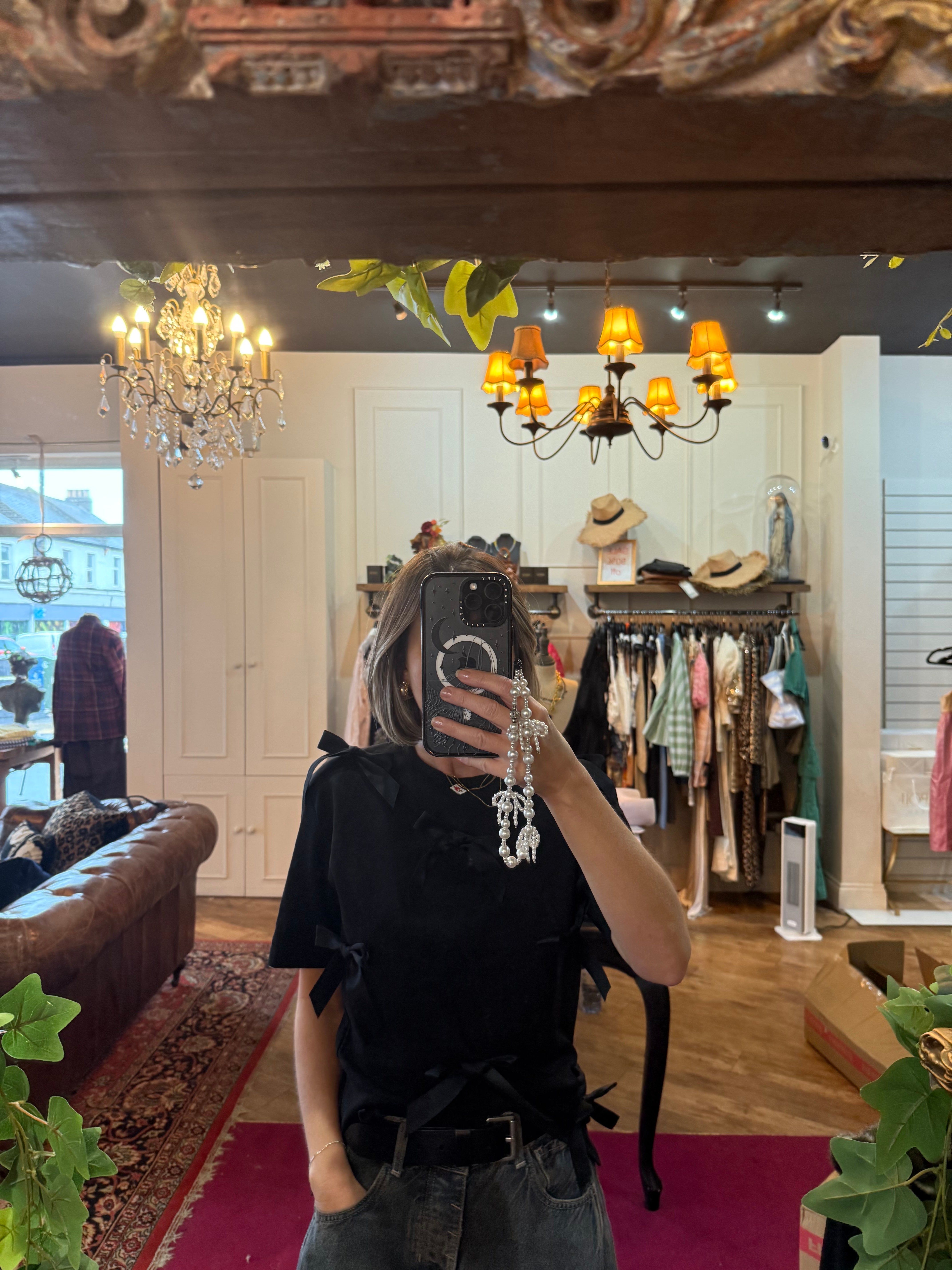 Louie Bows T-shirt - Sister Jane